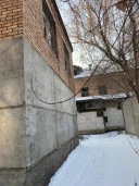 Продаются 2 (два) Здания и 3 (три) нежилых помещения,               г. Красноярск, ул. Малиновского, 19